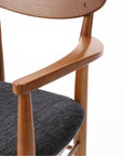 TRESTLES ARM CHAIR