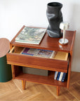 TRESTLES NIGHT STAND