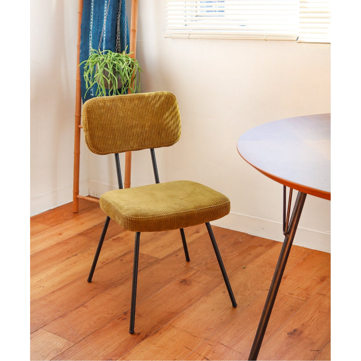 PAXTON CHAIR