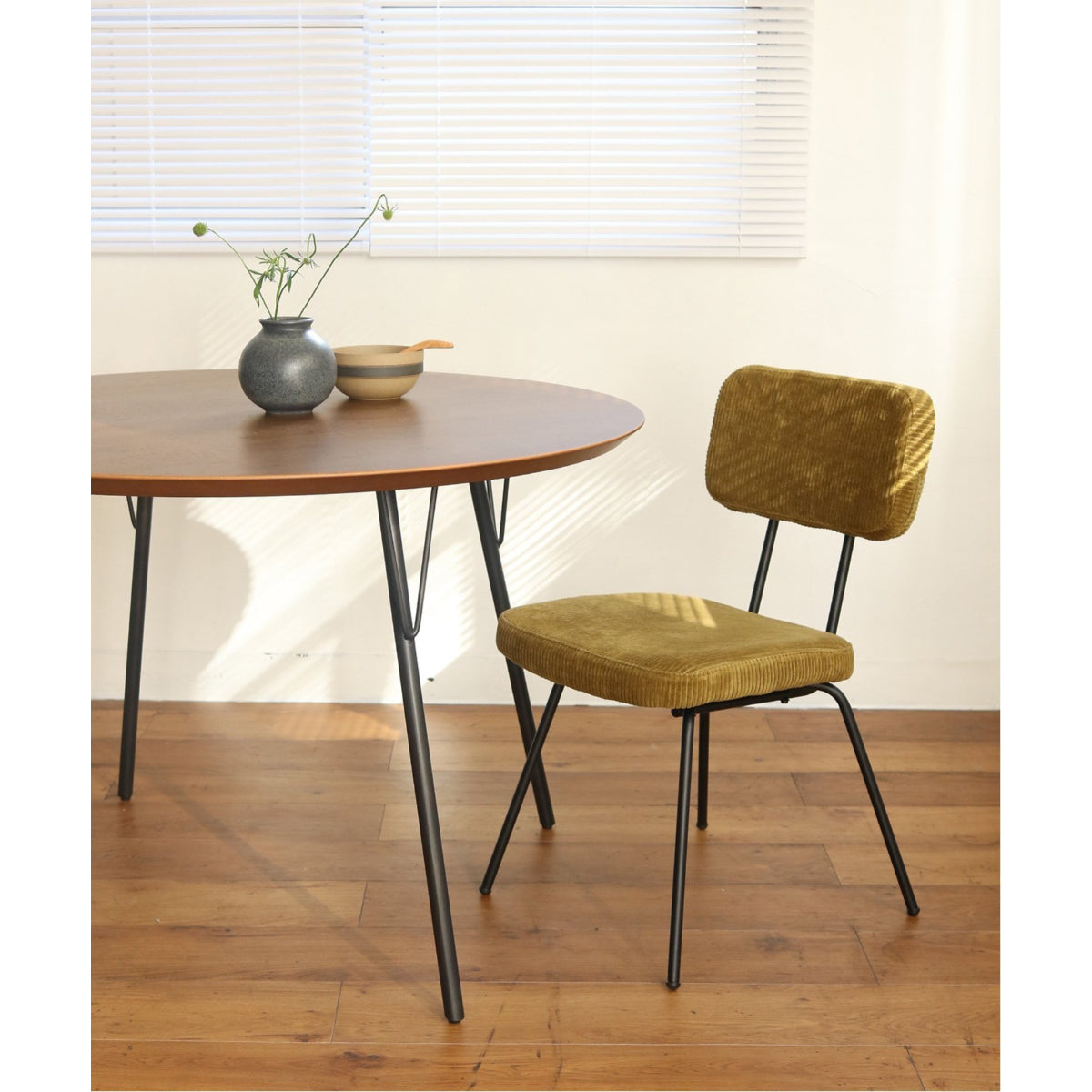PAXTON CHAIR