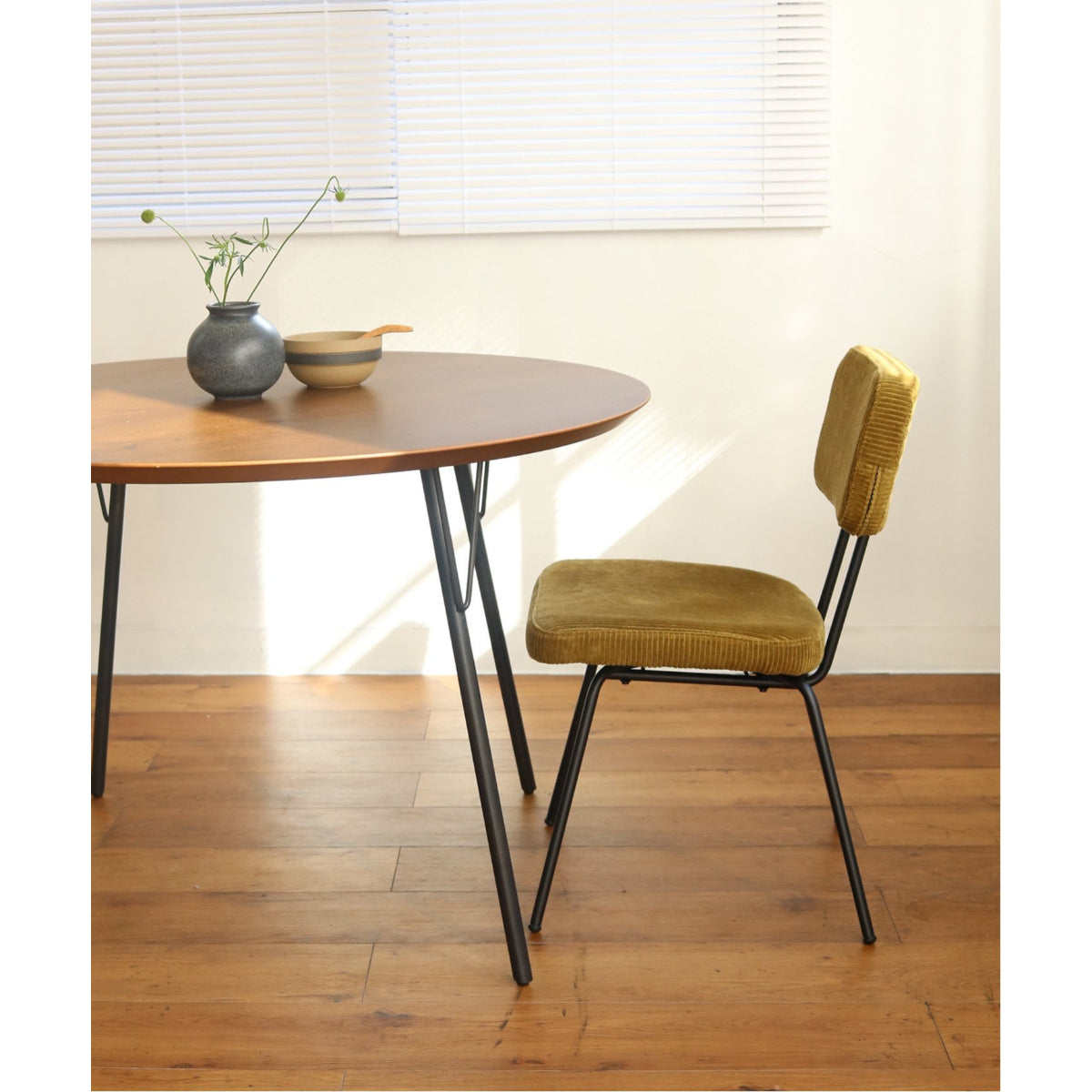 PAXTON CHAIR