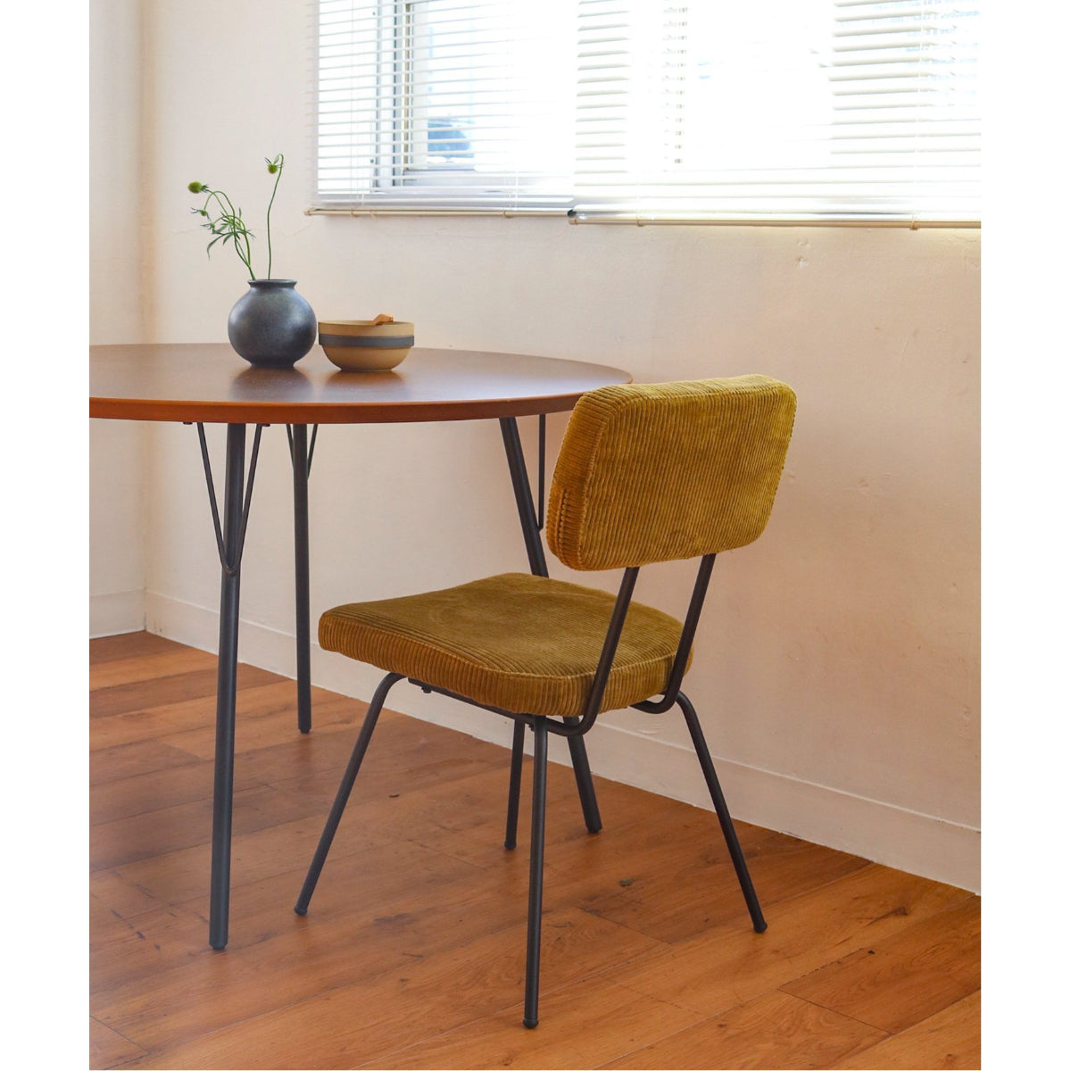 PAXTON CHAIR