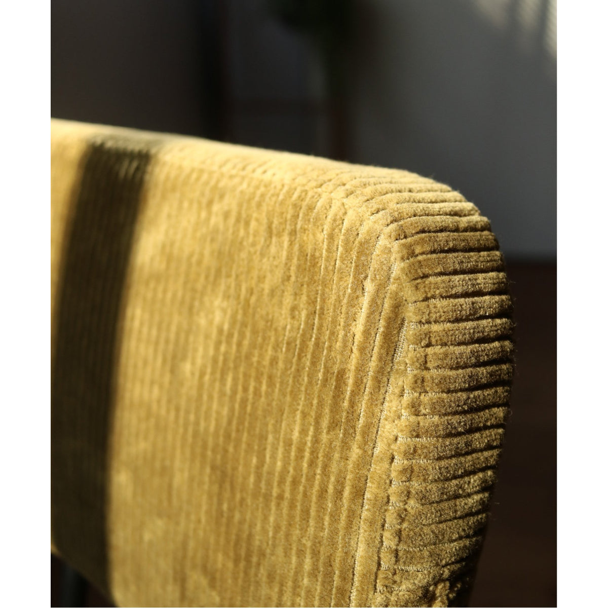 PAXTON CHAIR