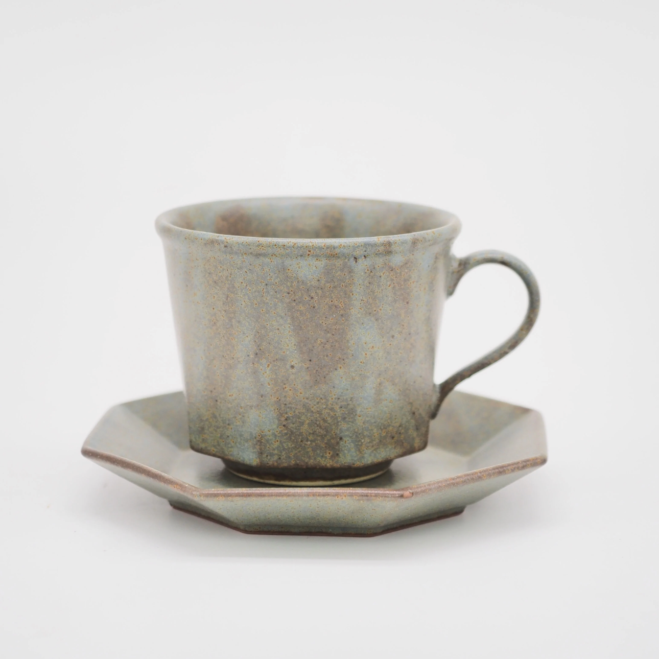 CHIPS | ANCIENT POTTERY GRAY |  Octagona CUP &amp; SAUCER