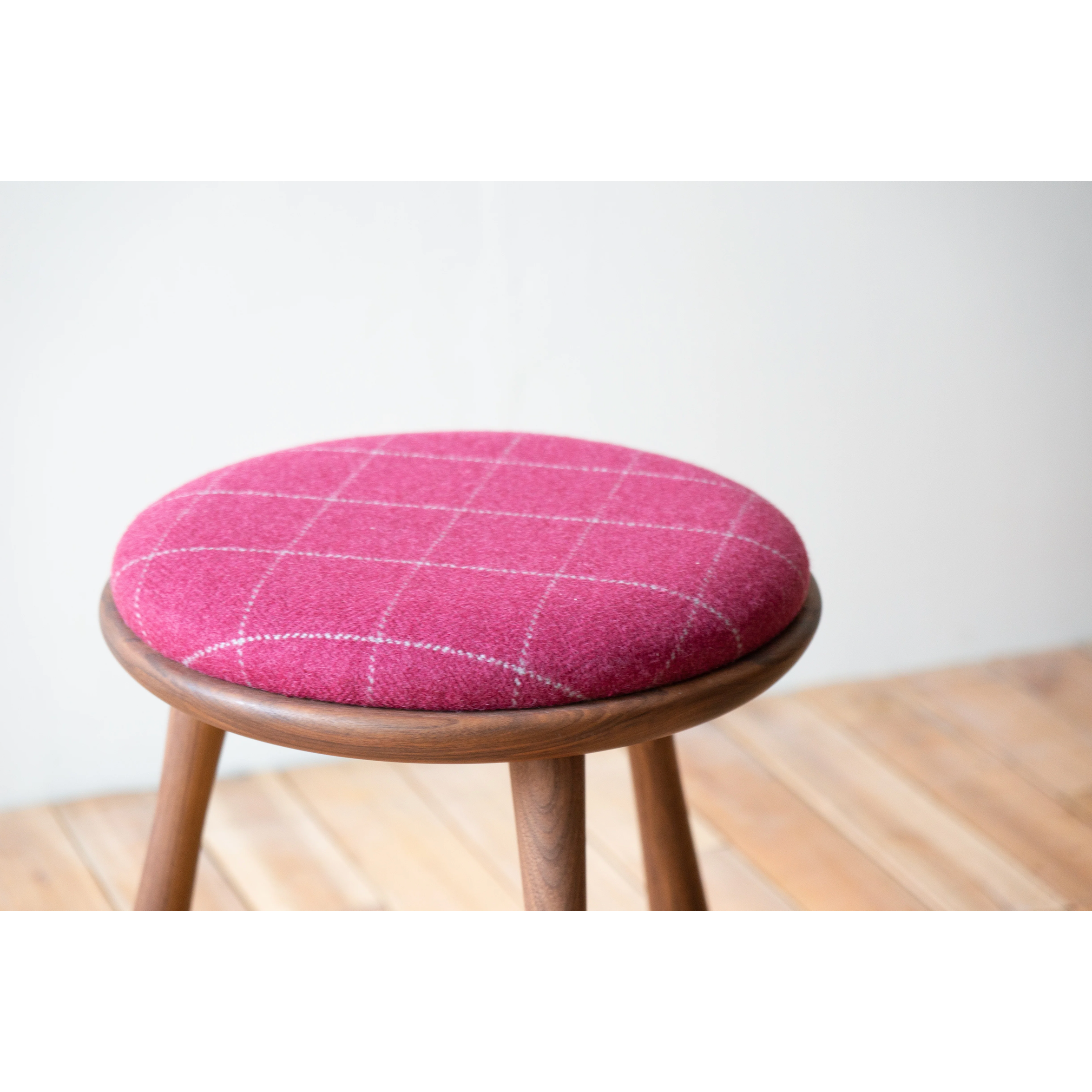 ALOT | BOW Stool