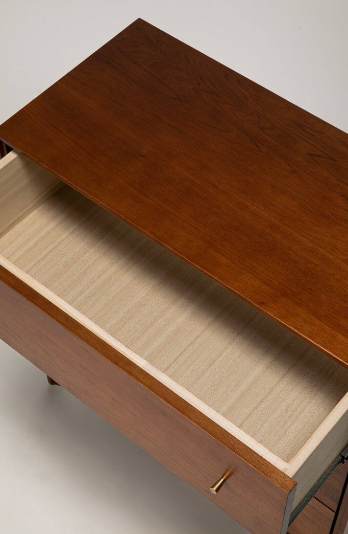 BROOKS SMALL CHEST