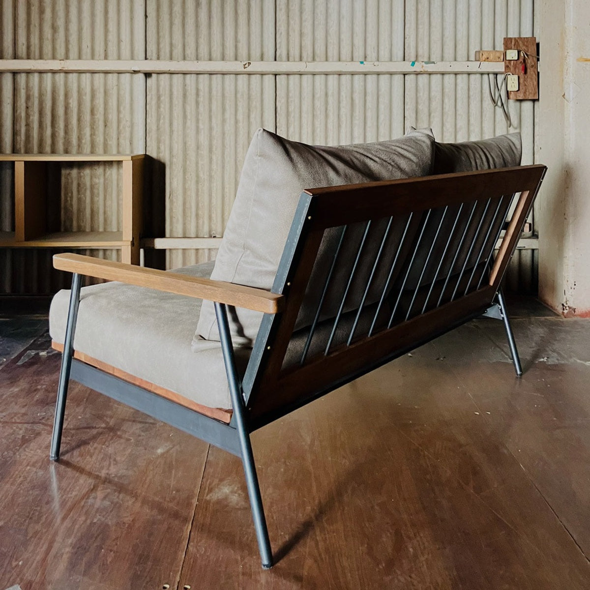 SLY SOFA