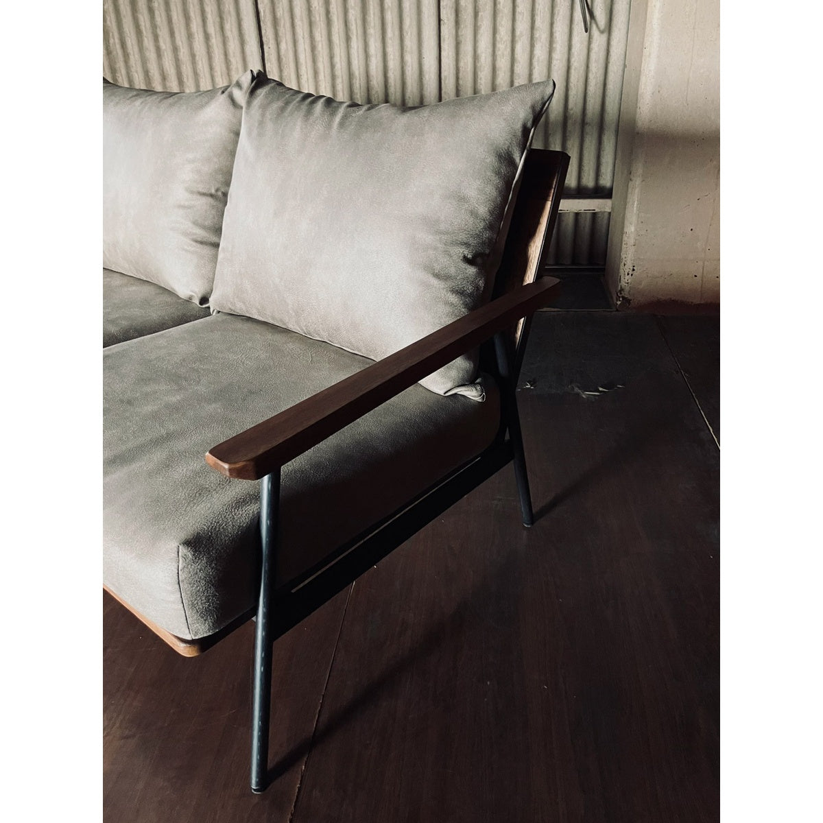 SLY SOFA