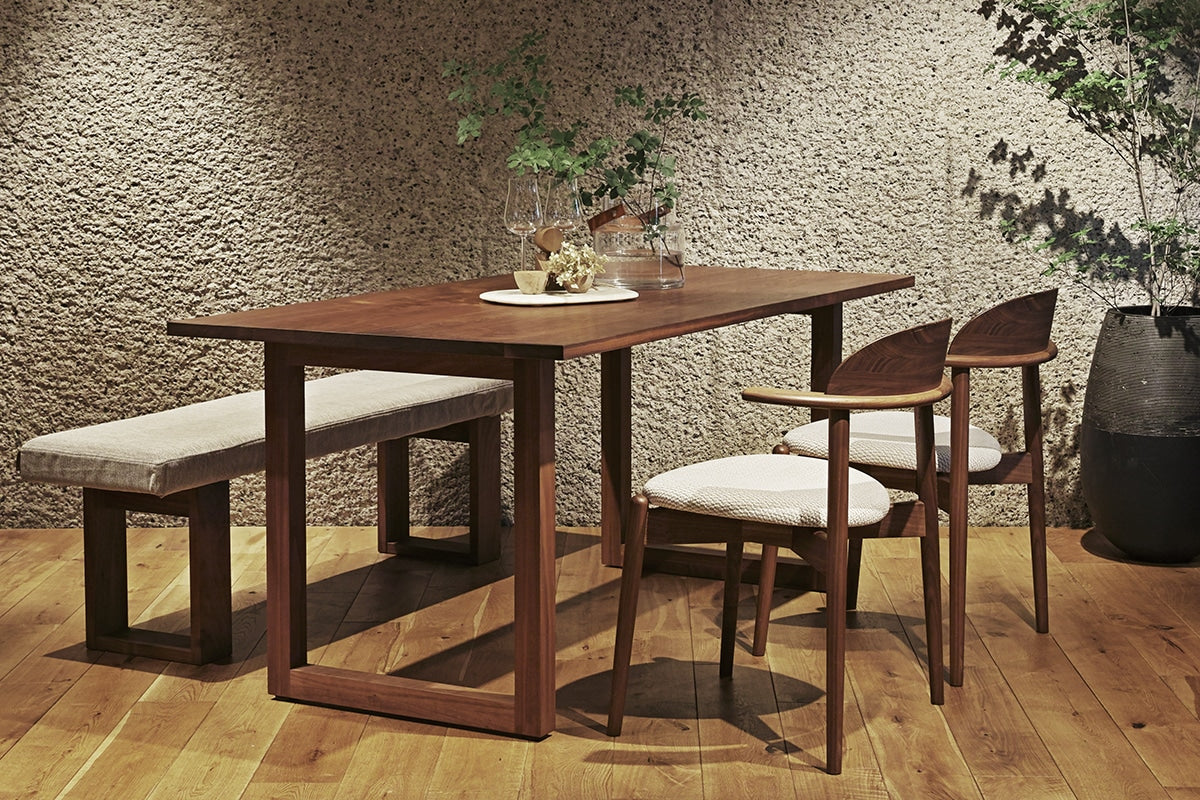 YU UC2-B DINING CHAIR