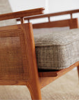WICKER LOUNGE CHAIR