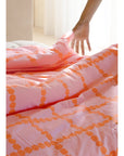 HOOK | BLOSSOM CHECK CORAL SUMMER COMFORTER