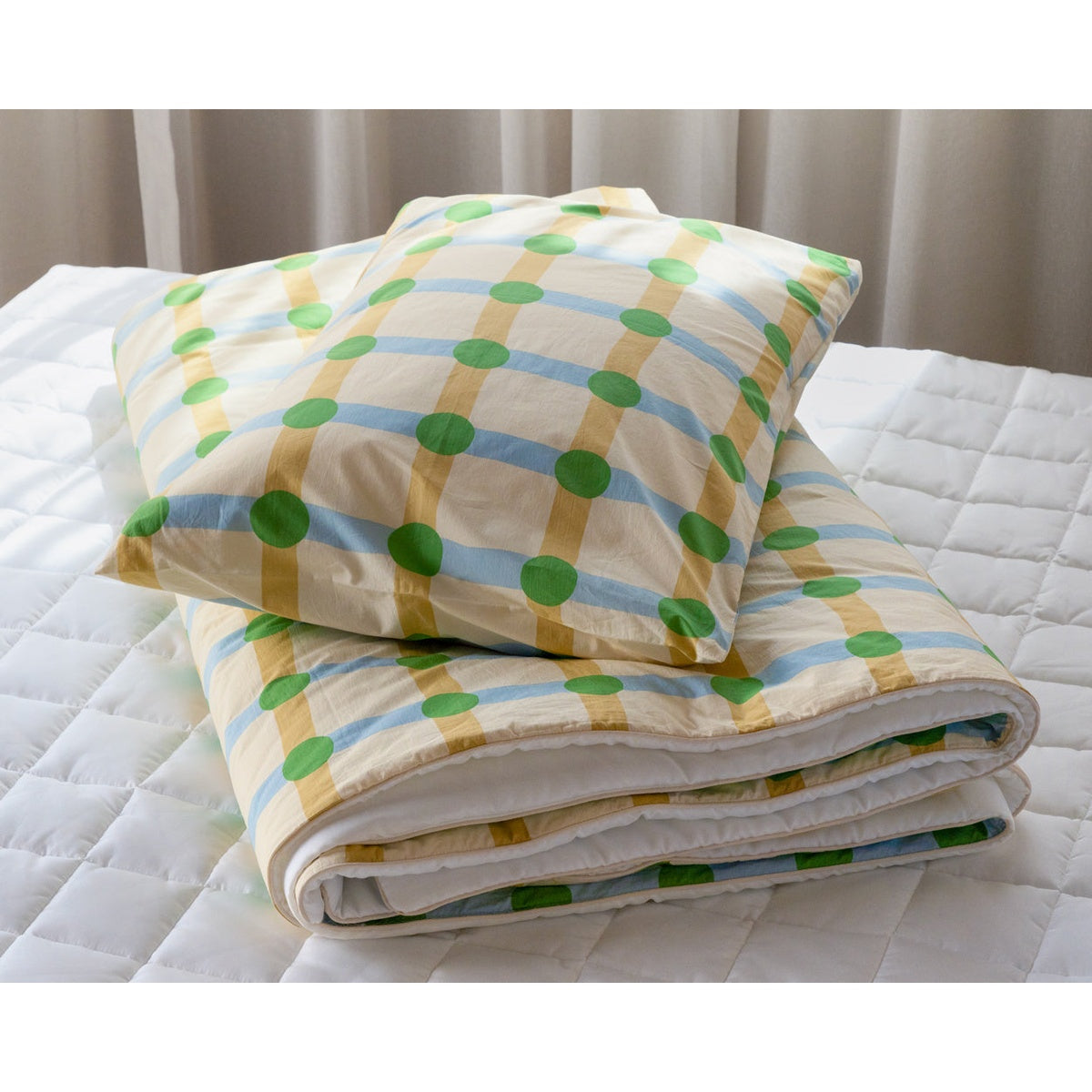 HOOK | DOT CHECK GREEN ON BEIGE SUMMER COMFORTER