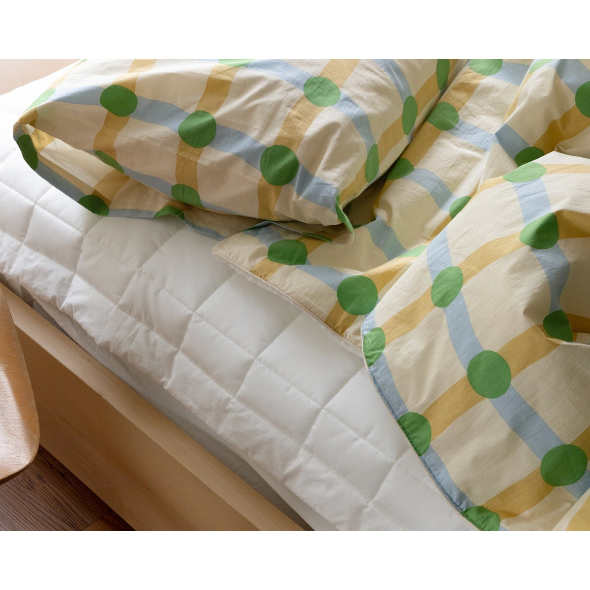 HOOK | DOT CHECK GREEN ON BEIGE SUMMER COMFORTER
