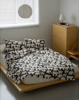 HOOK | POLAR BEARS  BLACK SUMMER COMFORTER