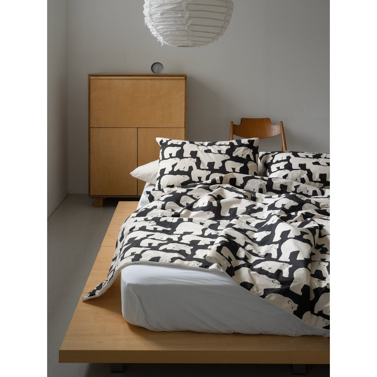 HOOK | POLAR BEAR PILLOW CASE - BLACK