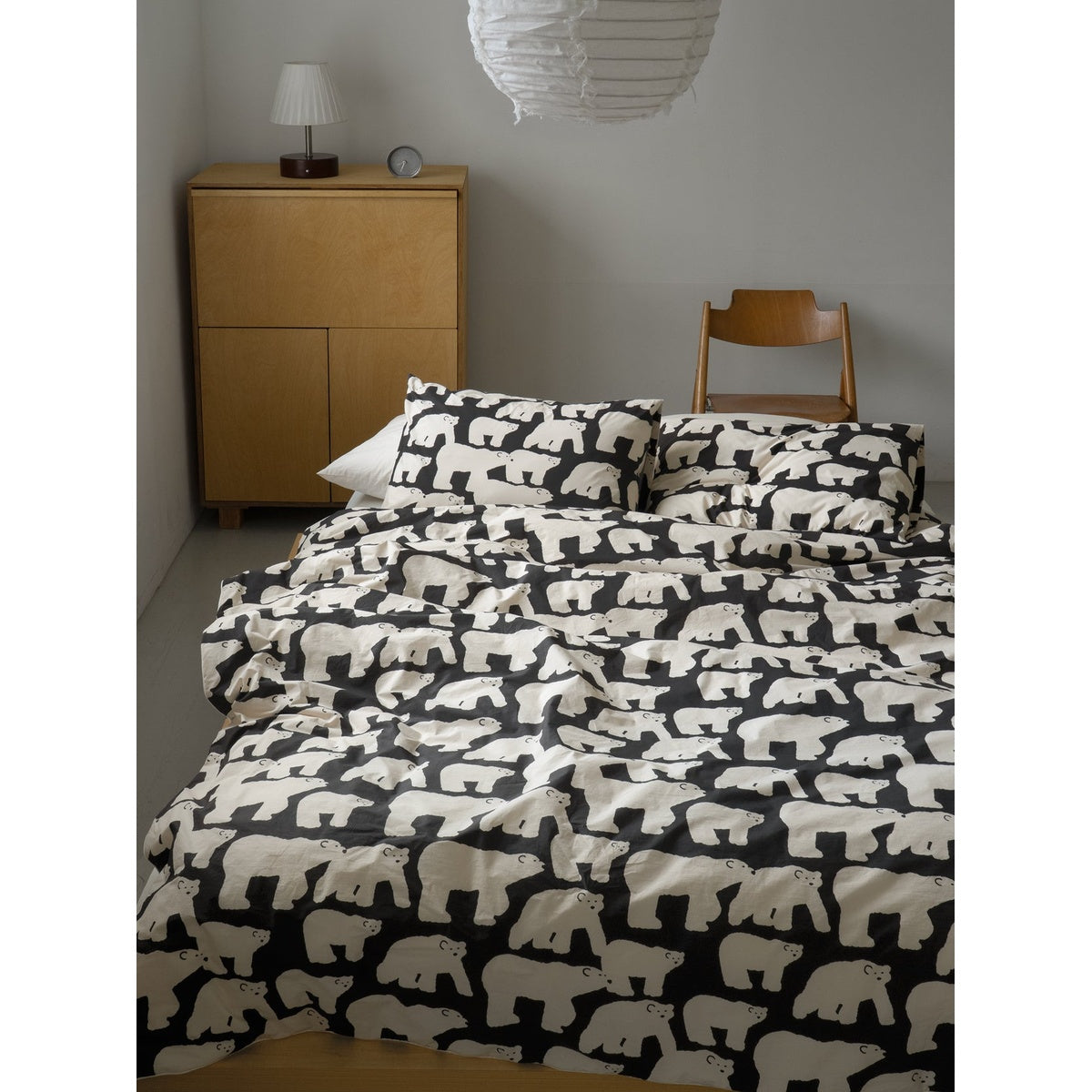 HOOK | POLAR BEAR PILLOW CASE - BLACK