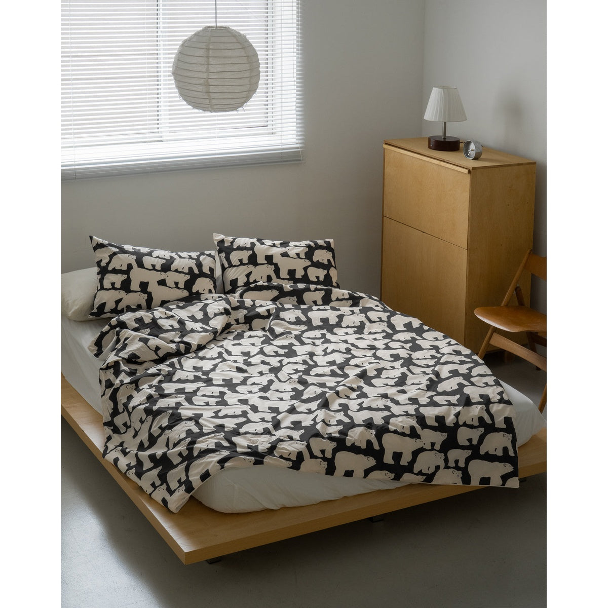 HOOK | POLAR BEAR PILLOW CASE - BLACK