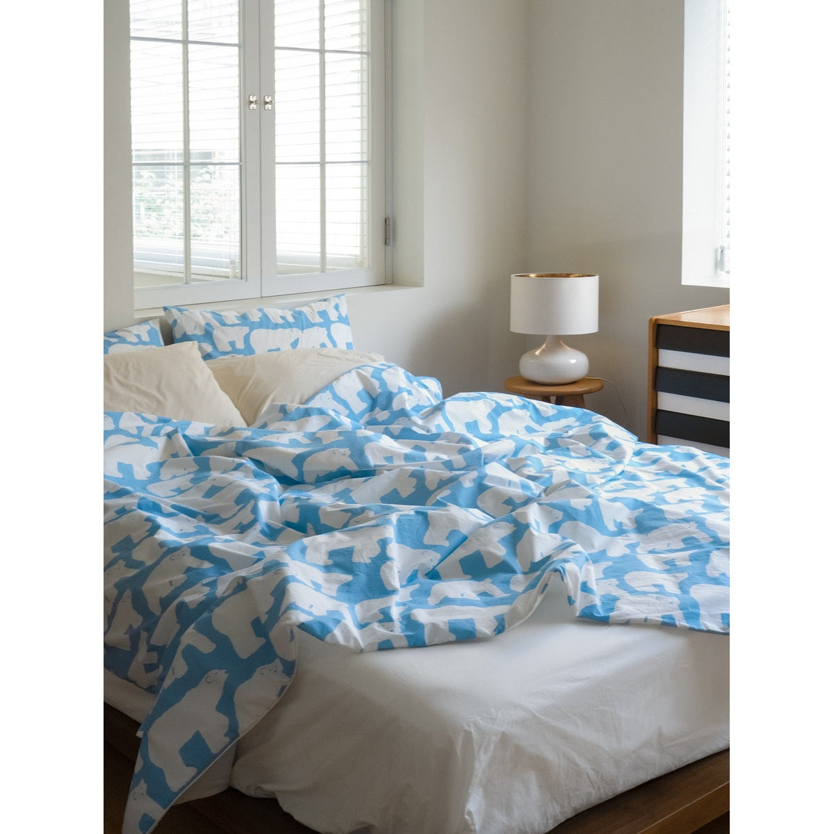 HOOK | POLAR BEARS  BLUE SUMMER COMFORTER