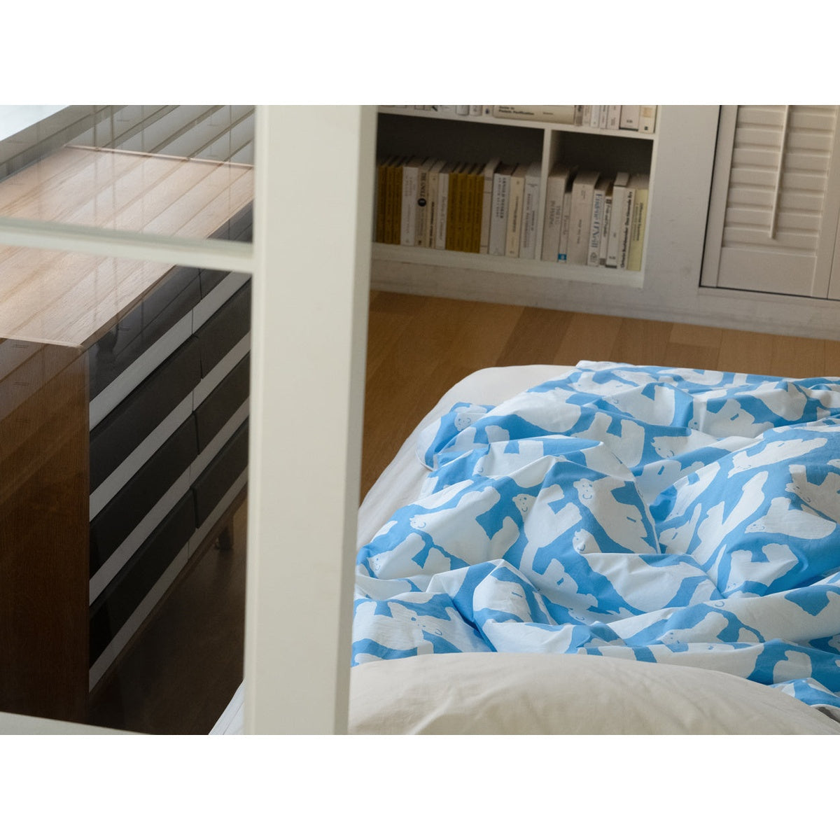 HOOK | POLAR  PILLOW CASE - BLUE