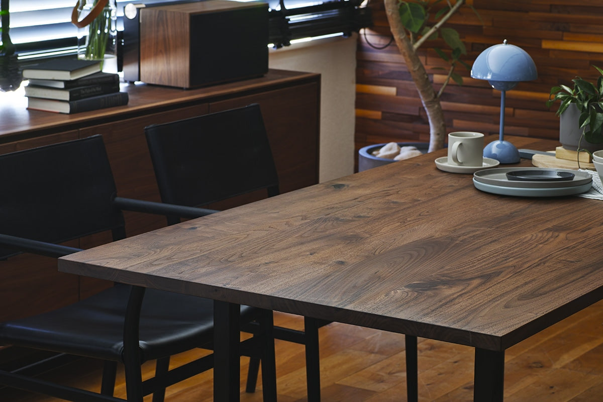 COMMON ROOTS - ALTERNA DINING TABLE D900