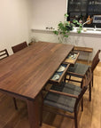 KRONE DINING TABLE