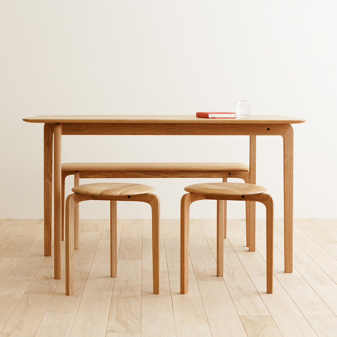 LISCIO STOOL - 3 LEGS