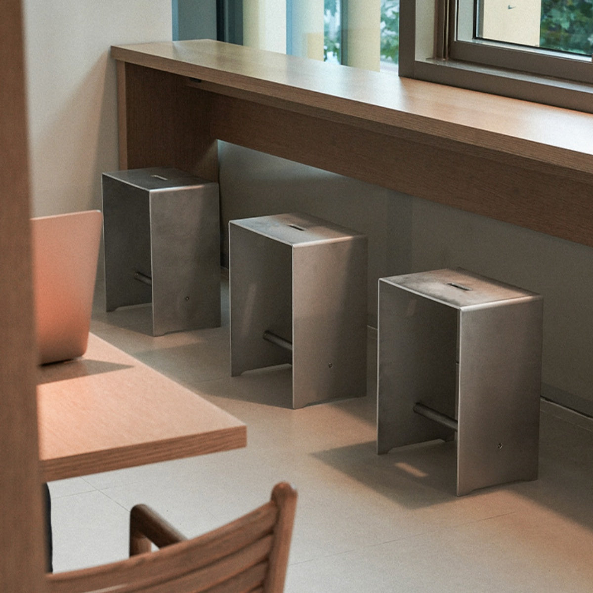 HOOK | ALUMINIUM STOOL 430