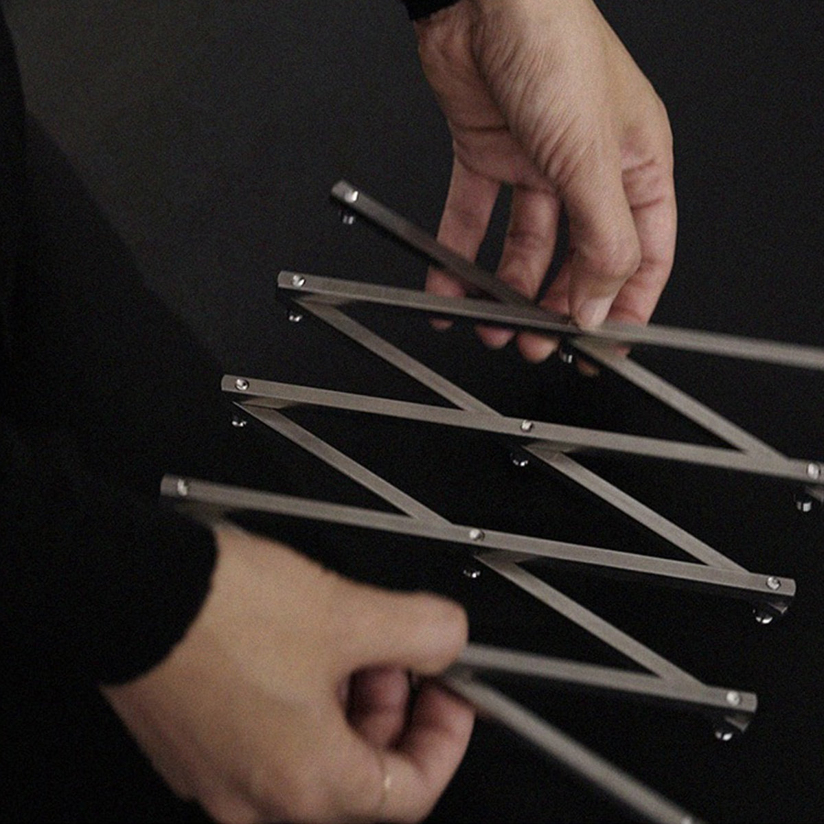 HOOK | EXTENDABLE POT STAND