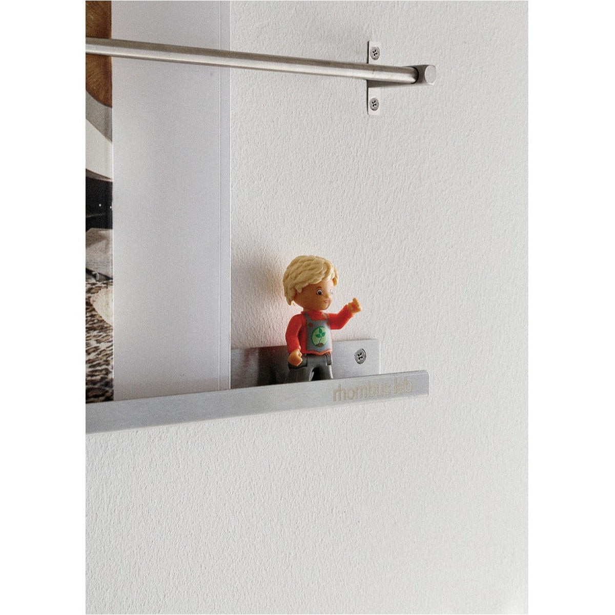HOOK | MAGAZINE RACK