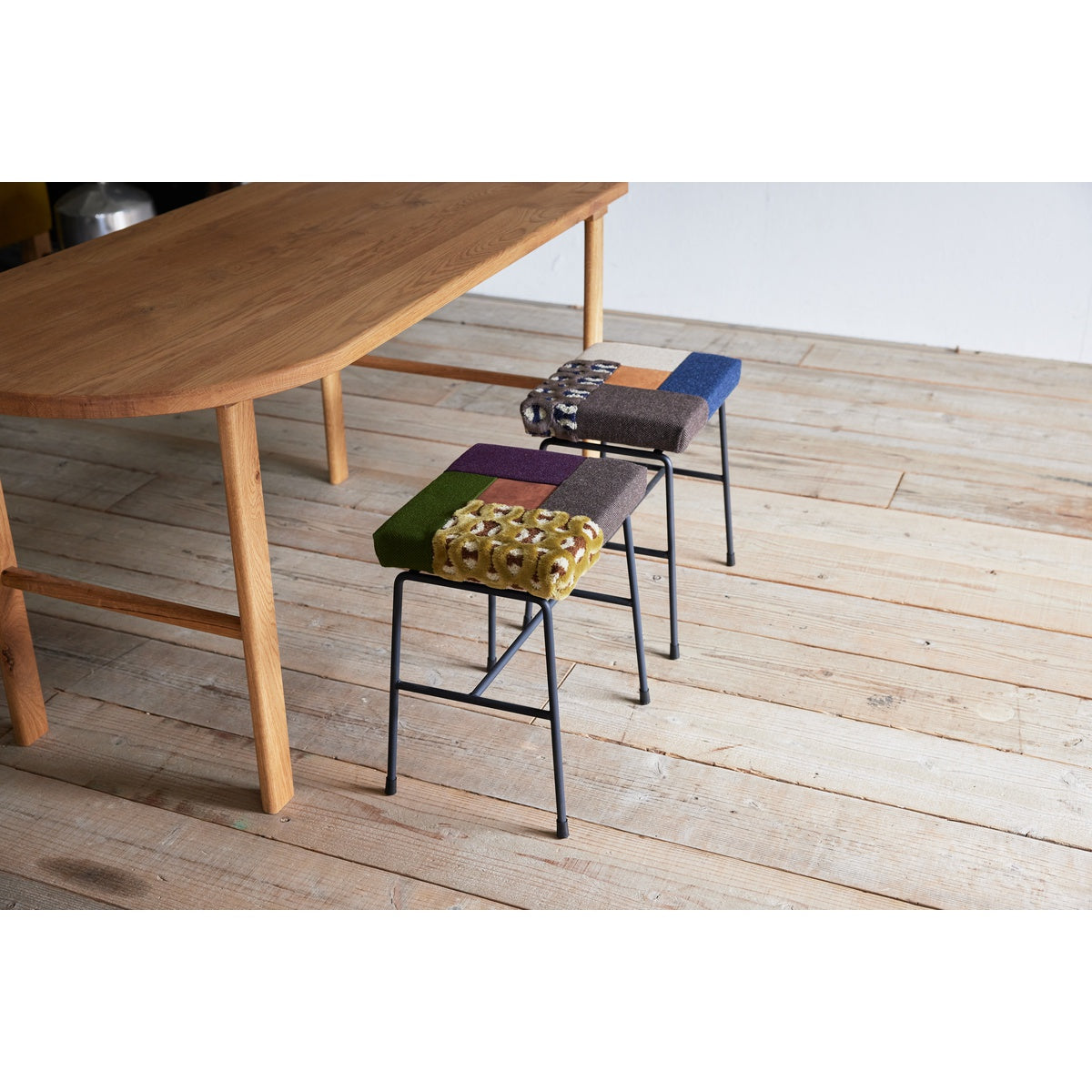 □ STOOL