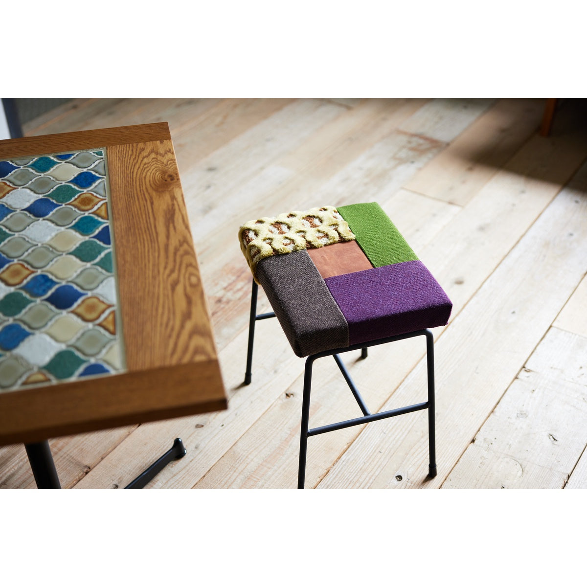 □ STOOL