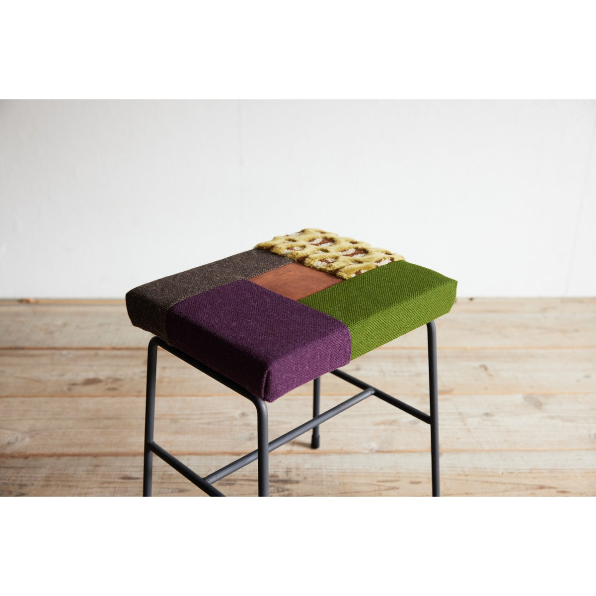 □ STOOL