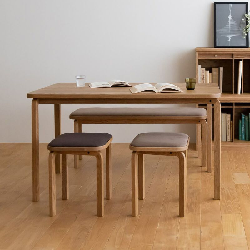 COCCO DINING TABLE (70/126)