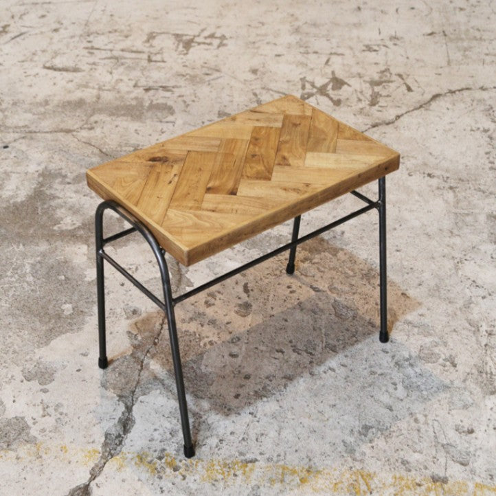 OLIVO STOOL