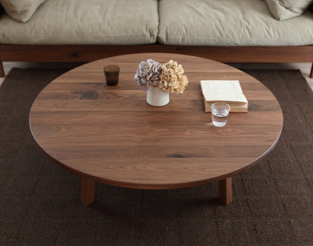 CORNICE CIRCLE TABLE