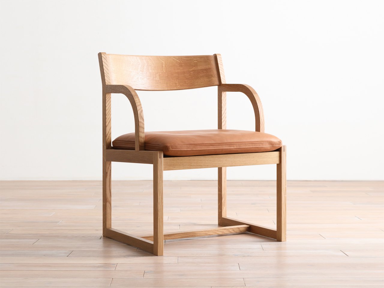 CORNICE LD CHAIR