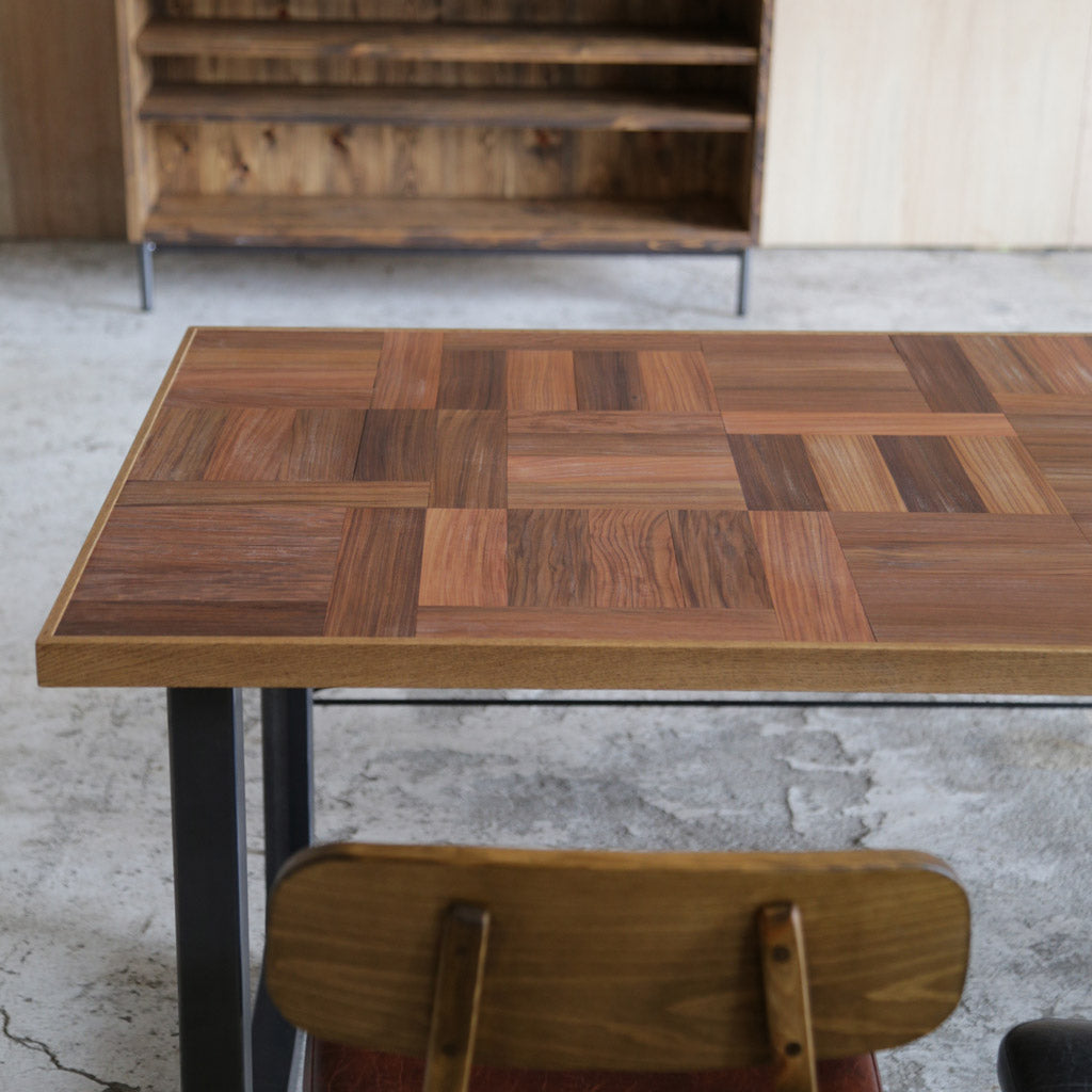MORADO TABLE