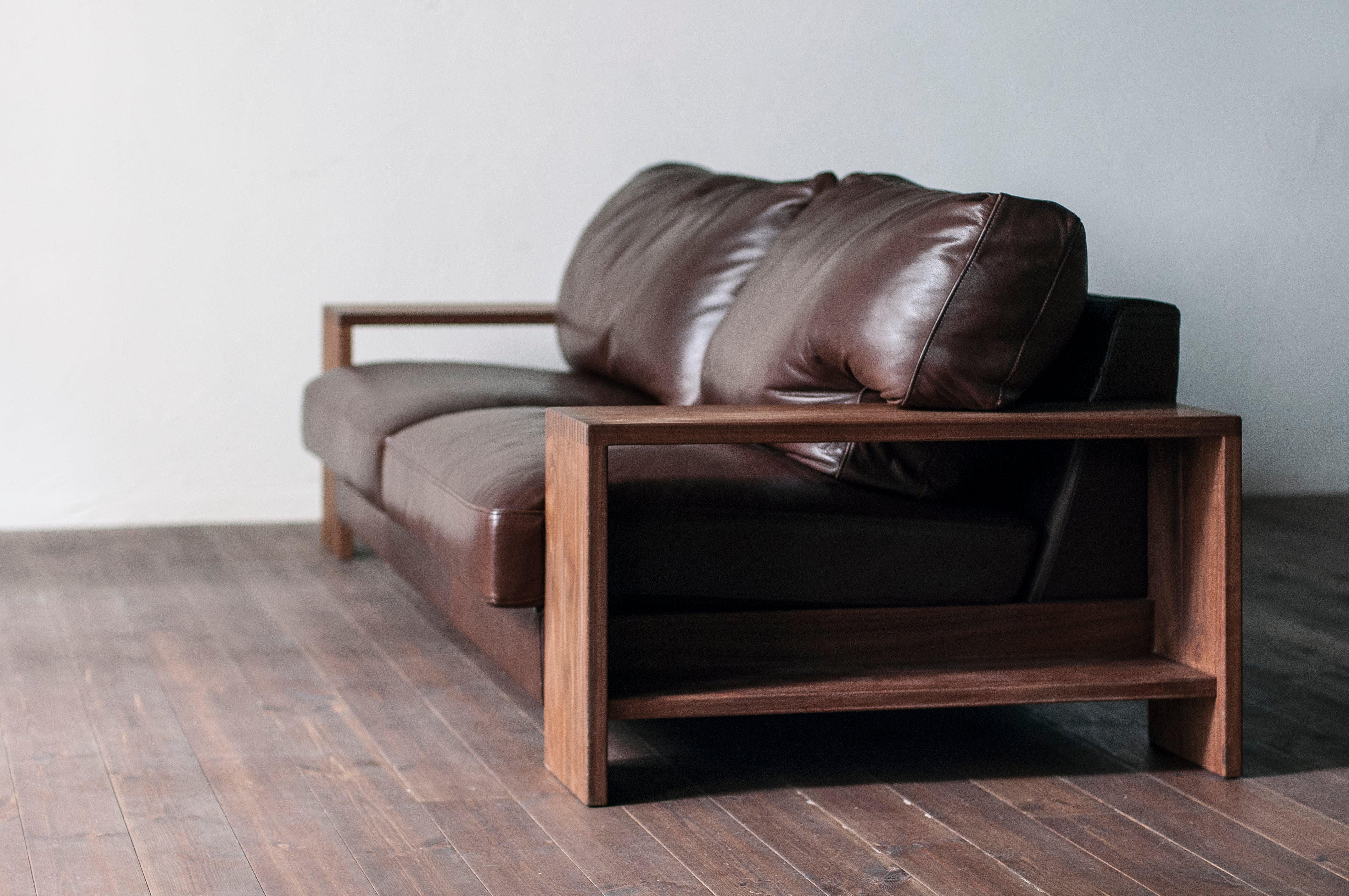 ROBAN SOFA / OTTOMAN