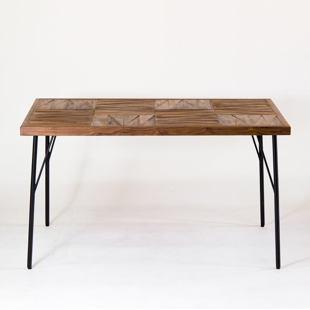 PARCS DINING TABLE ( WALNUT )