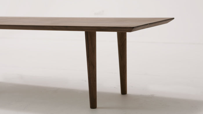 LINE SOFA TABLE