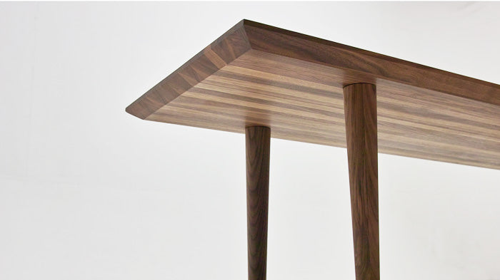 LINE SOFA TABLE