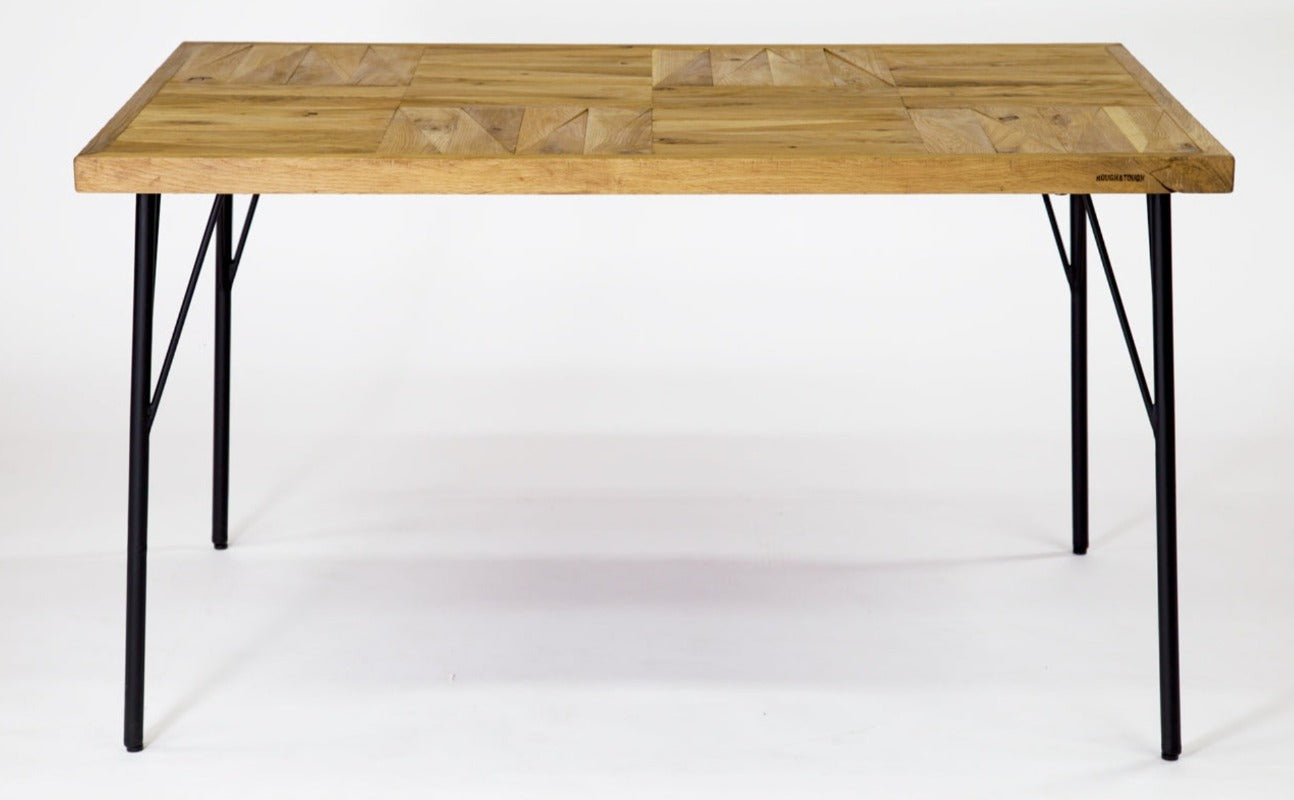 PARCS DINING TABLE ( OAK )