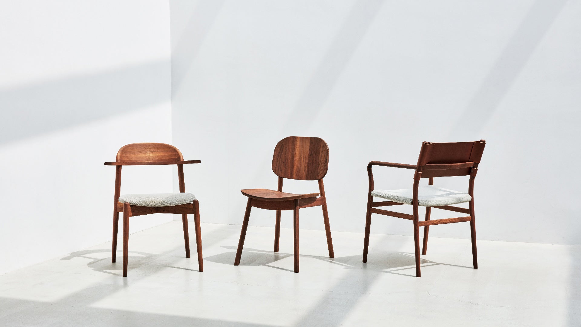 YU UC1 DINING CHAIR