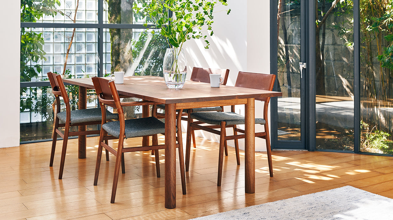 YU UC3 DINING CHAIR