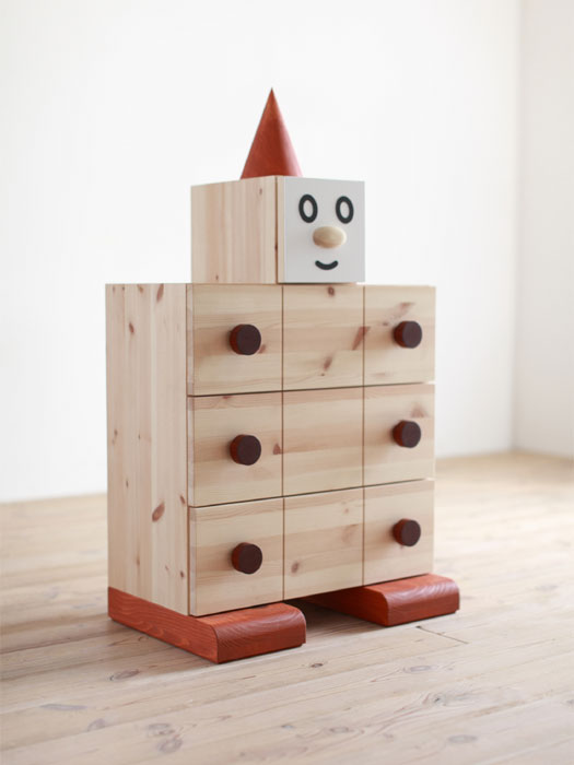 WF KIDS HUMAN CHEST 054
