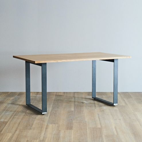 FLAT STEEL TABLE