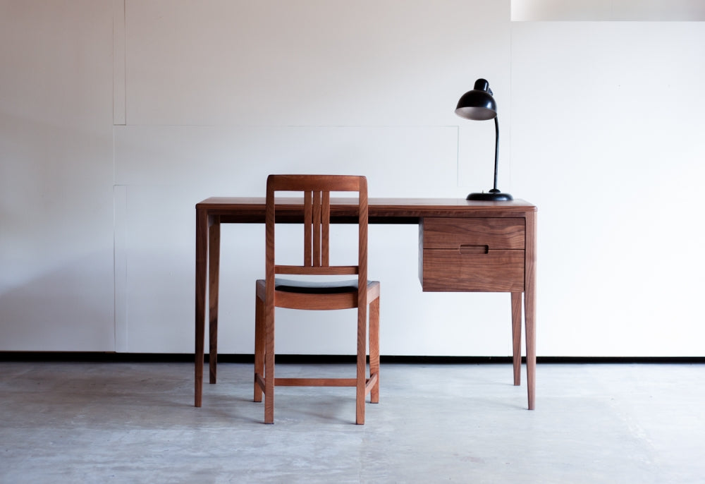 KIVA DESK (11 - 14) (WALNUT/PADOUK)