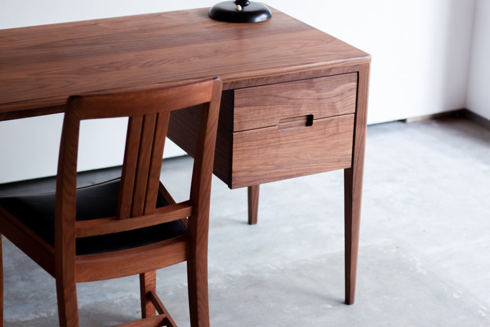 KIVA DESK (11 - 14) (WALNUT/PADOUK)