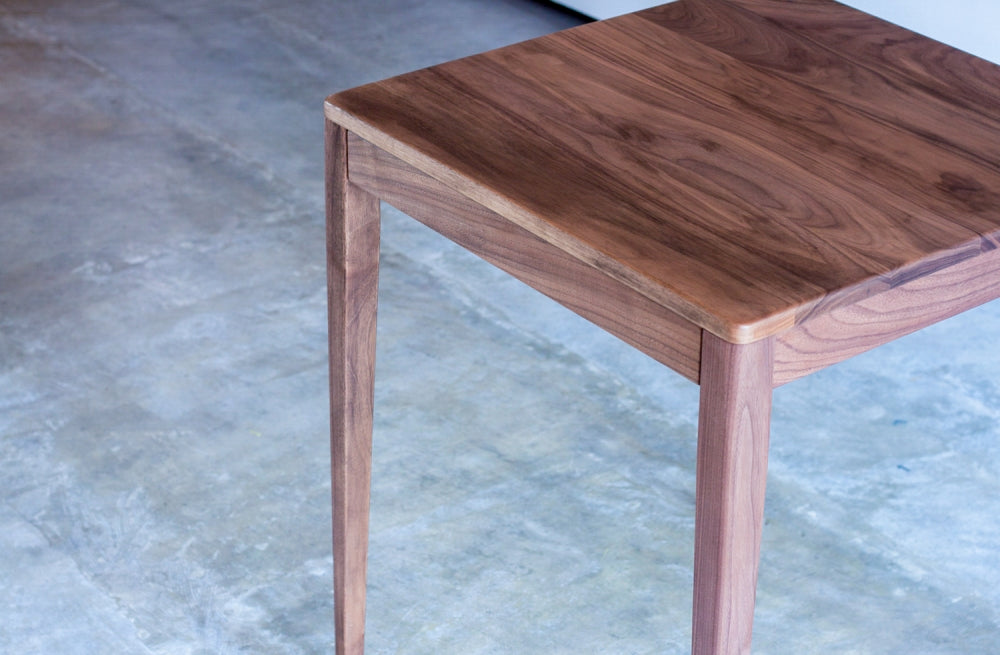 KIVA 6 DESK (WALNUT/PADOUK)