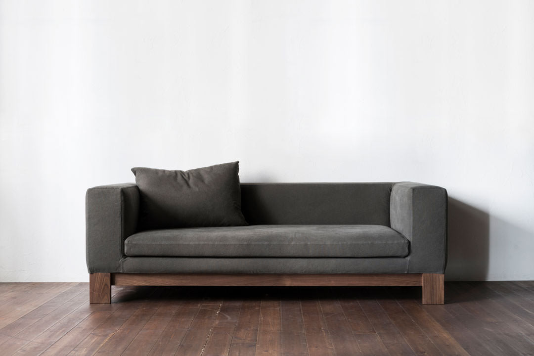 KOMORI SOFA (ARMLESS)